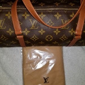 Louie Vuitton handbag